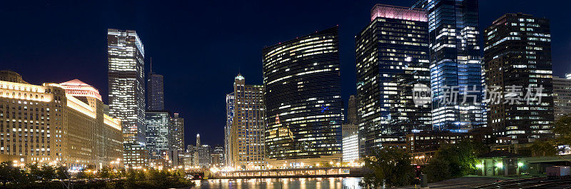 芝加哥河全景夜景(XXXL)