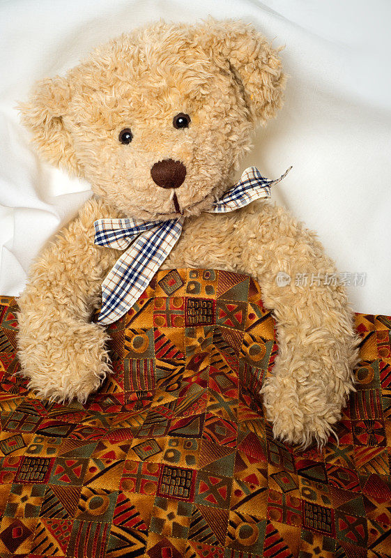 床上的泰迪熊