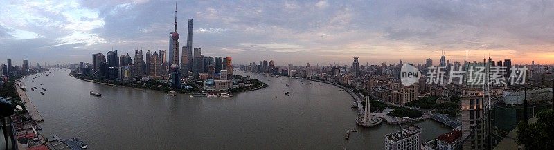 日落时的上海全景，中国