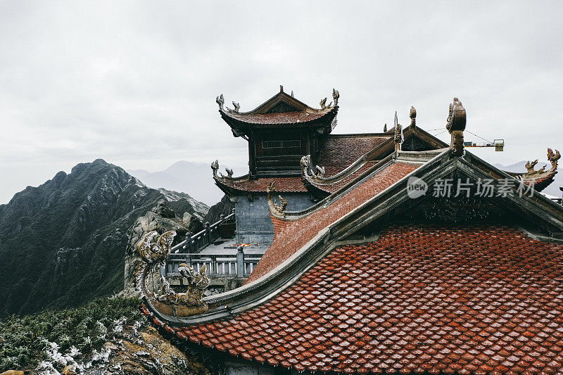 越南翻西盘山上的佛寺
