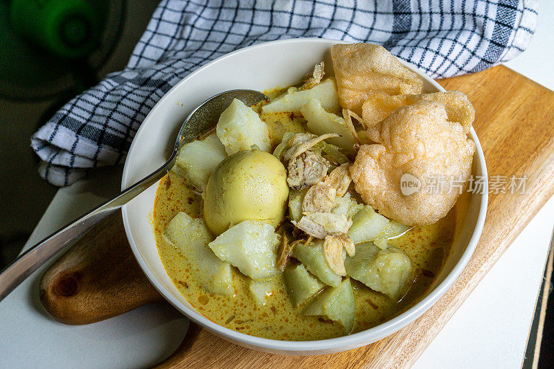 印尼传统食物，龙洞Sayur