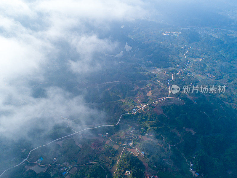 平流层上方的云海