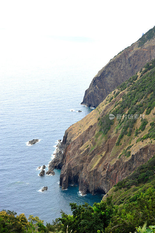 马德拉岛北海岸-向东方向