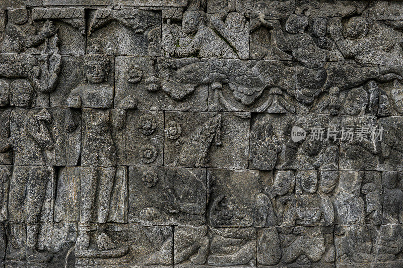婆罗浮屠寺墙上的石头浮雕
