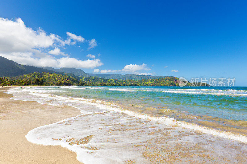 哈纳雷湾的哈纳雷海滩。夏威夷考艾岛