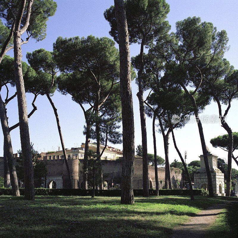 罗马的松树，意大利的马巷