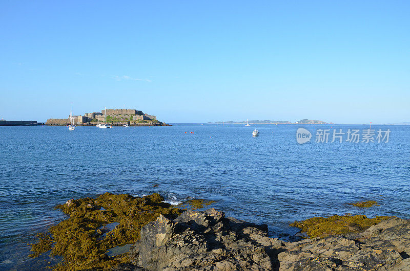 海峡群岛的城堡