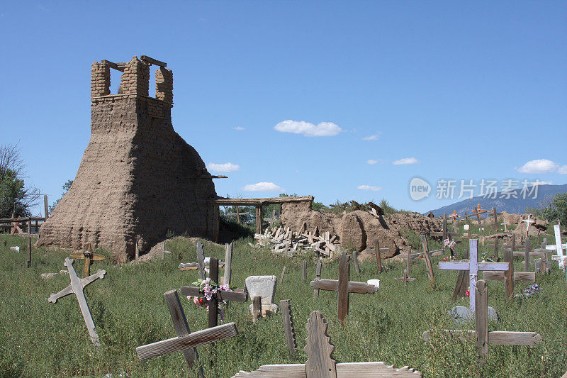 陶斯普韦布洛墓地，新墨西哥州