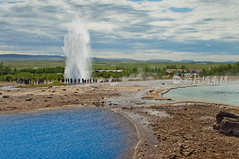 在冰岛Geysir