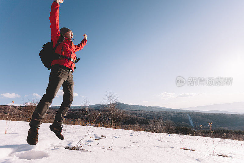 山里的游客