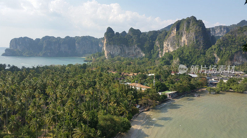 拉伊海滩在泰国甲米热带旅游目的地