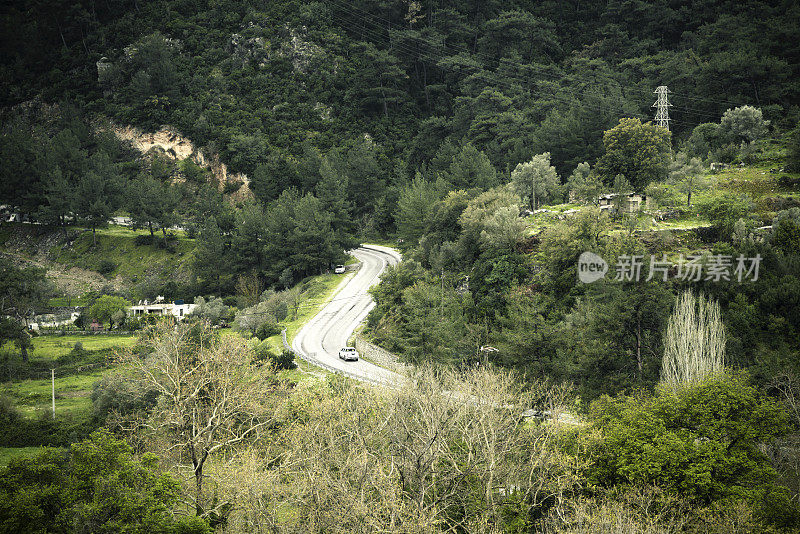 在Mugla省的山区道路的观点