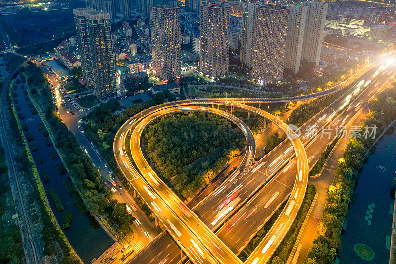 公路鸟瞰图