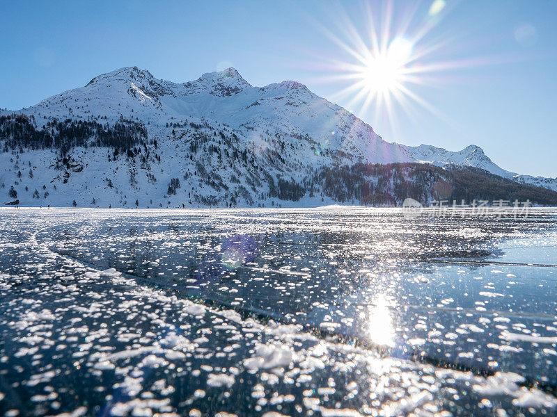 瑞士的冰湖和雪山