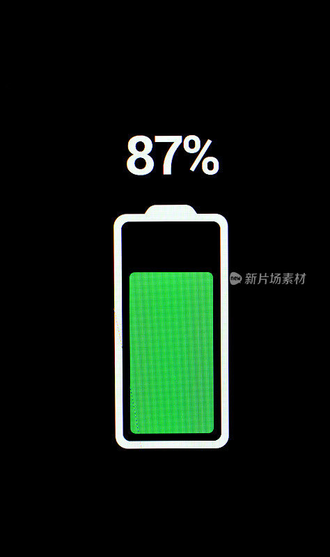 能源概念，电池水平指示在智能手机显示