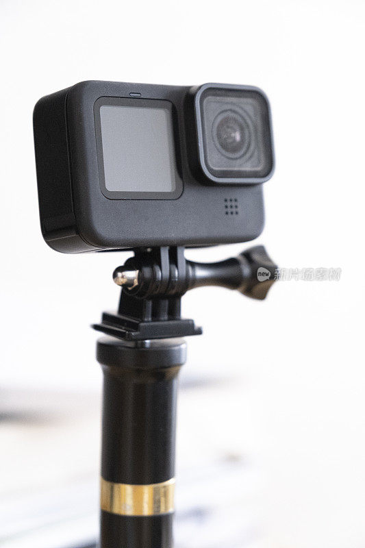 全新Gopro英雄10动作相机。