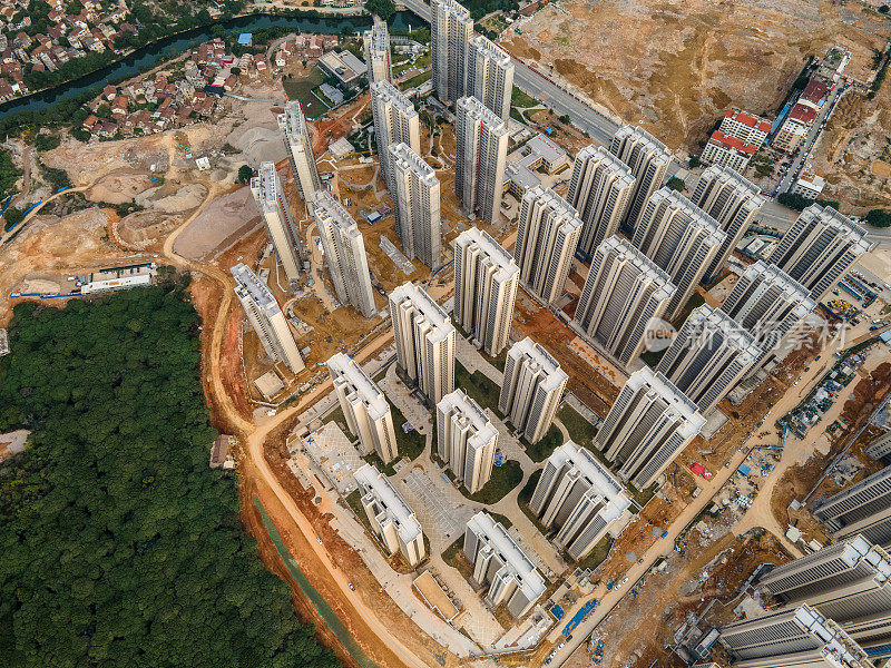 正在施工的住宅大厦鸟瞰图