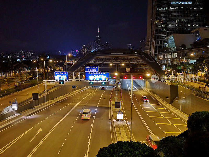 香港中环至湾仔绕道隧道夜景