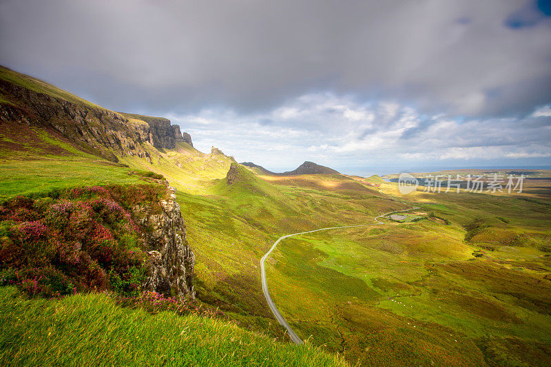 从苏格兰斯凯岛的一个古老的山体滑坡——基莱恩看到的景象