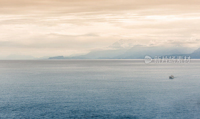 海景和山景