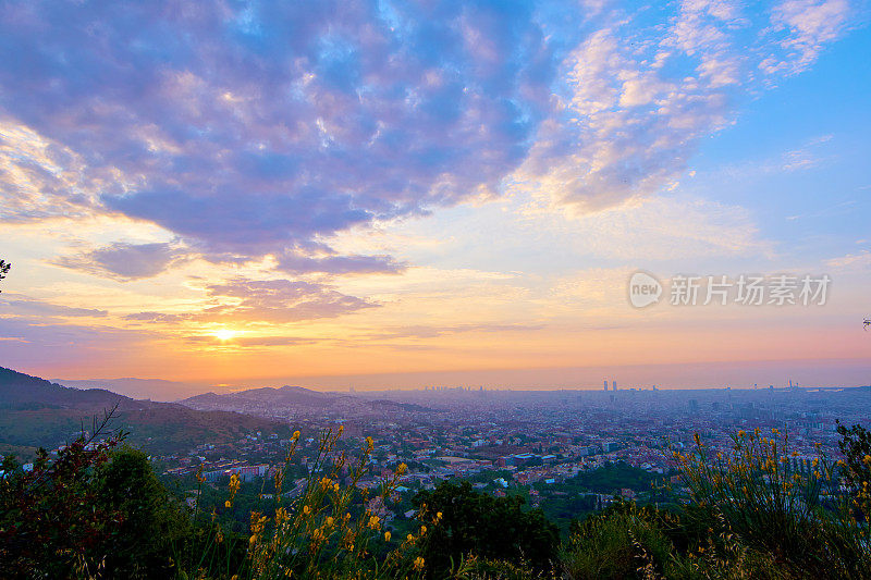 巴塞罗那的Collserola山日出