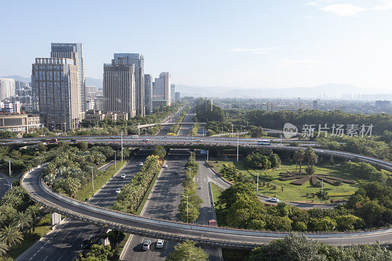 城市交通道路弯曲立交桥