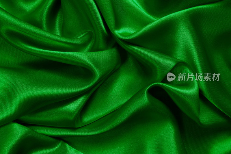 皱巴巴的绿色缎子织物