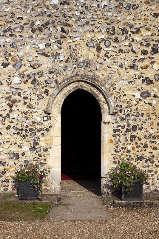 中世纪的教堂门口