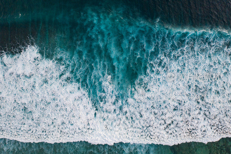 海面上的海浪