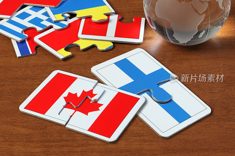 加拿大和芬兰国旗拼图