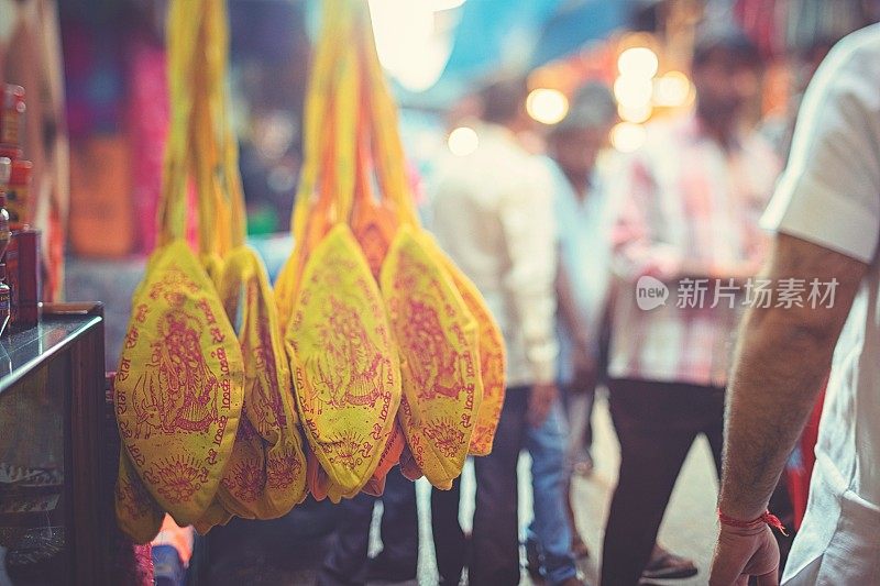 印度瑞诗凯诗市场上的街头生活