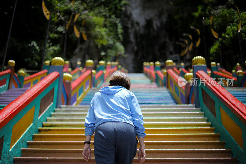 当地旅游——巴图岩洞