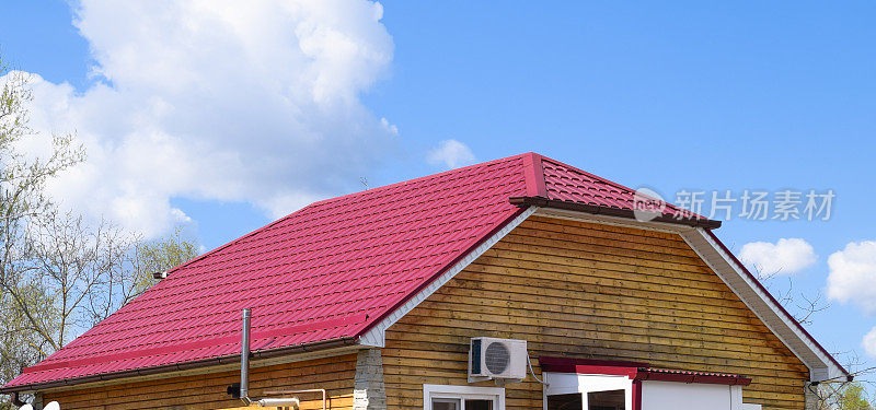 屋顶金属板