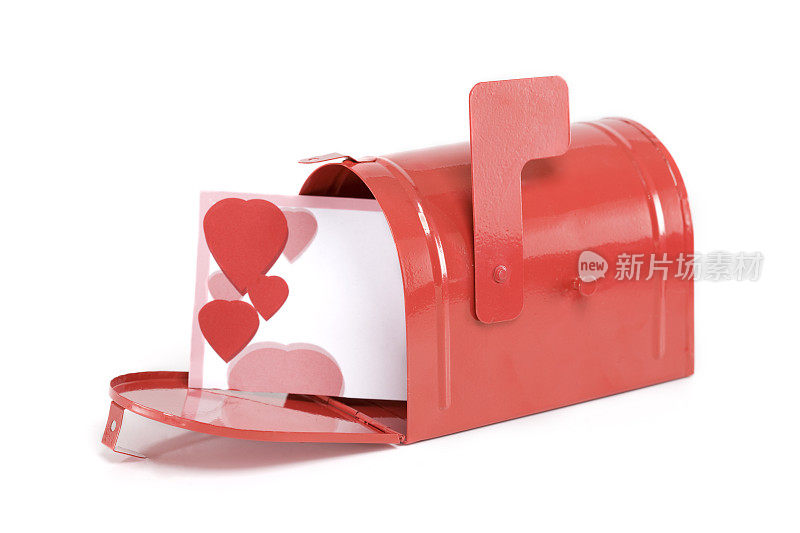 空白的情人节卡片在红色的邮箱在白色，复制空间