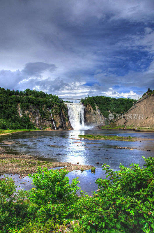 加拿大魁北克市的蒙莫伦西瀑布