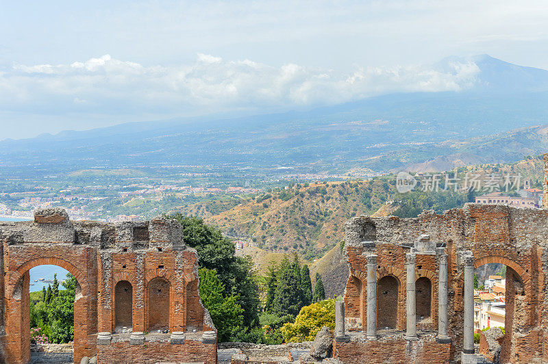 陶尔米纳和古希腊剧院，意大利西西里