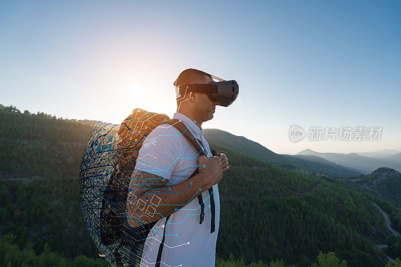 登山者可以用vr体验山顶的景色