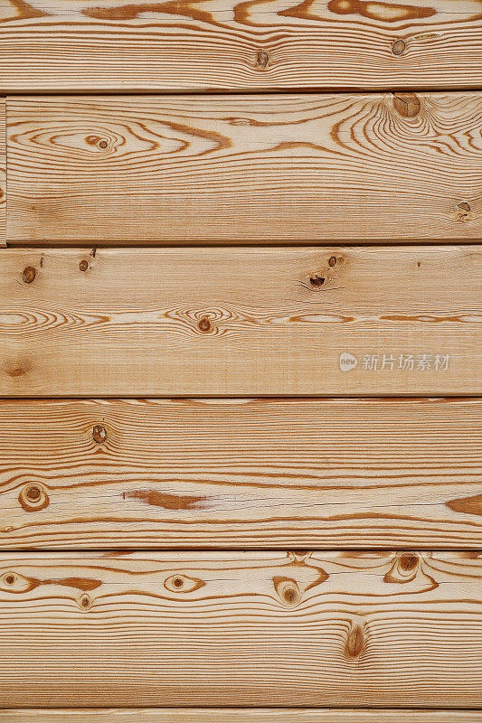 木材纹理的背景。质朴的松木野餐桌。风化的打结松木。