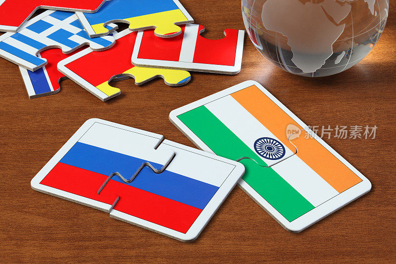 俄罗斯和印度国旗拼图