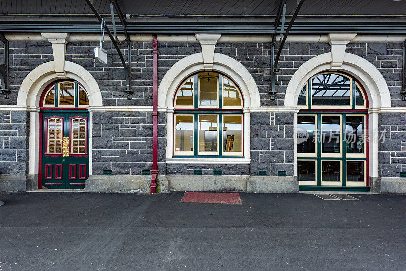 新西兰达尼丁历史悠久的火车站
