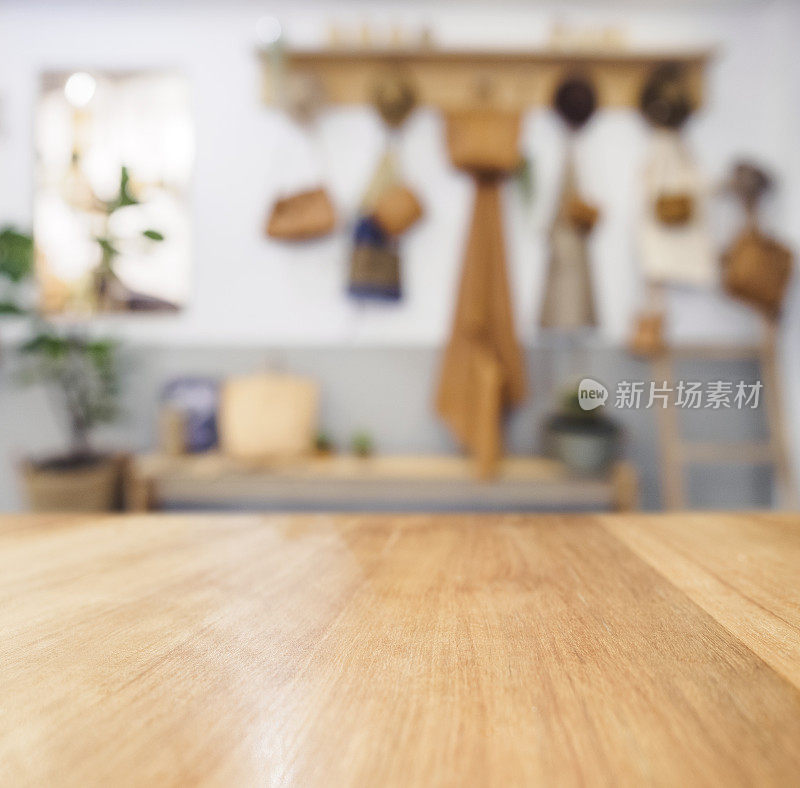 桌面木制柜台模糊的厨房背景