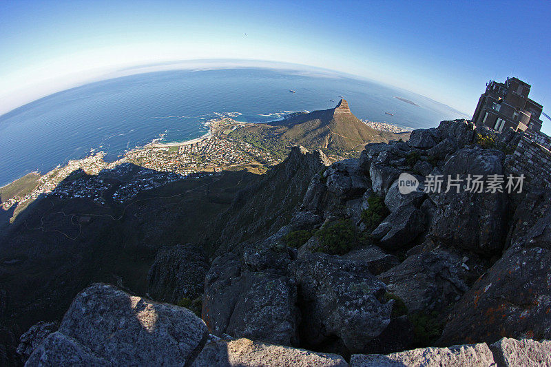 南非:从平顶山俯瞰开普敦