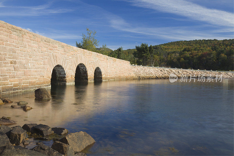 阿卡迪亚国家公园水獭湾的石桥