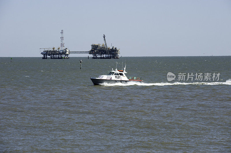 海上石油钻井平台