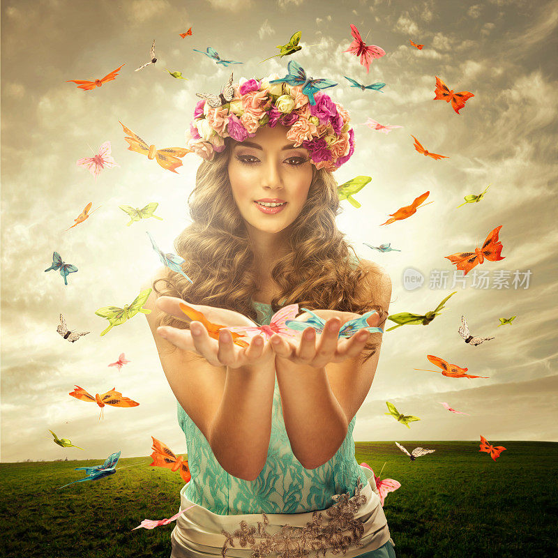 美丽的女人围绕着许多蝴蝶
