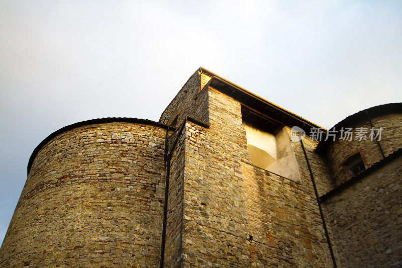 托迪，翁布里亚，意大利:中世纪加固墙(细部)