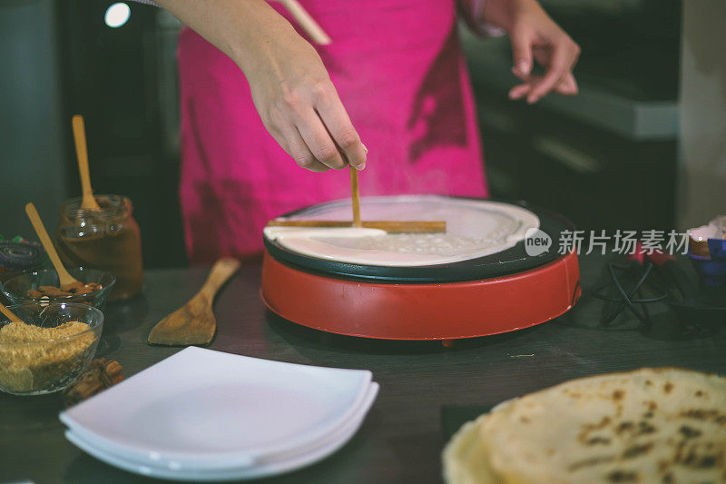 做自己做的煎饼。