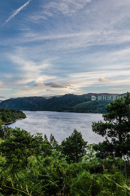 英格兰西北部坎布里亚郡的英格兰湖区国家公园的风景，摄于夏日