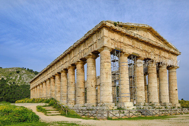 塞格斯塔，多利安神庙建于公元前5世纪(意大利西西里岛)