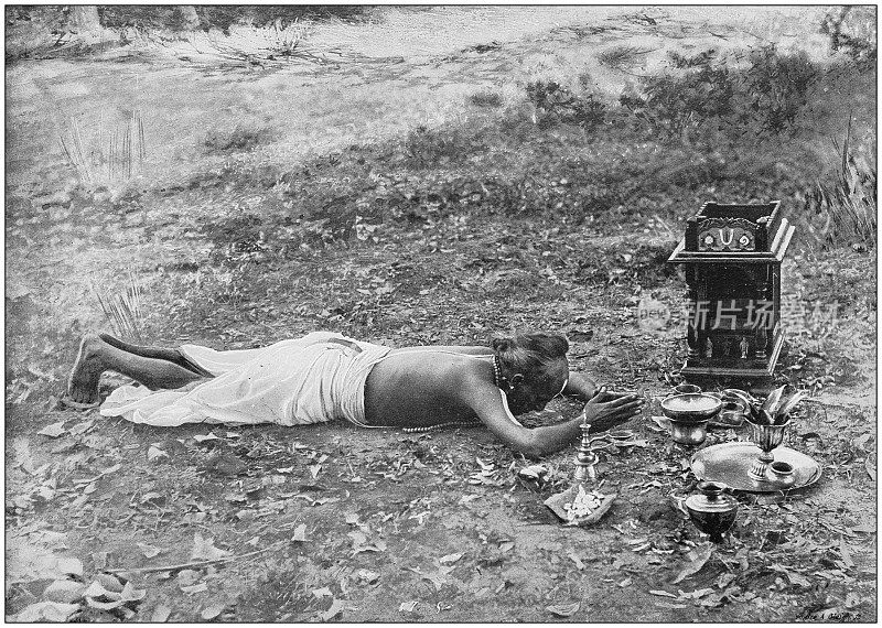 大英帝国的古董照片:一个婆罗门表演普贾